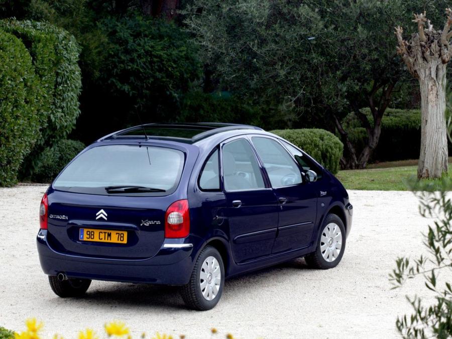  Citroen Xsara Picasso 2004 года  (фото 11 из 16)